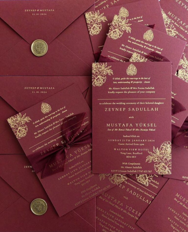 Maron Tissue Ribbon Card